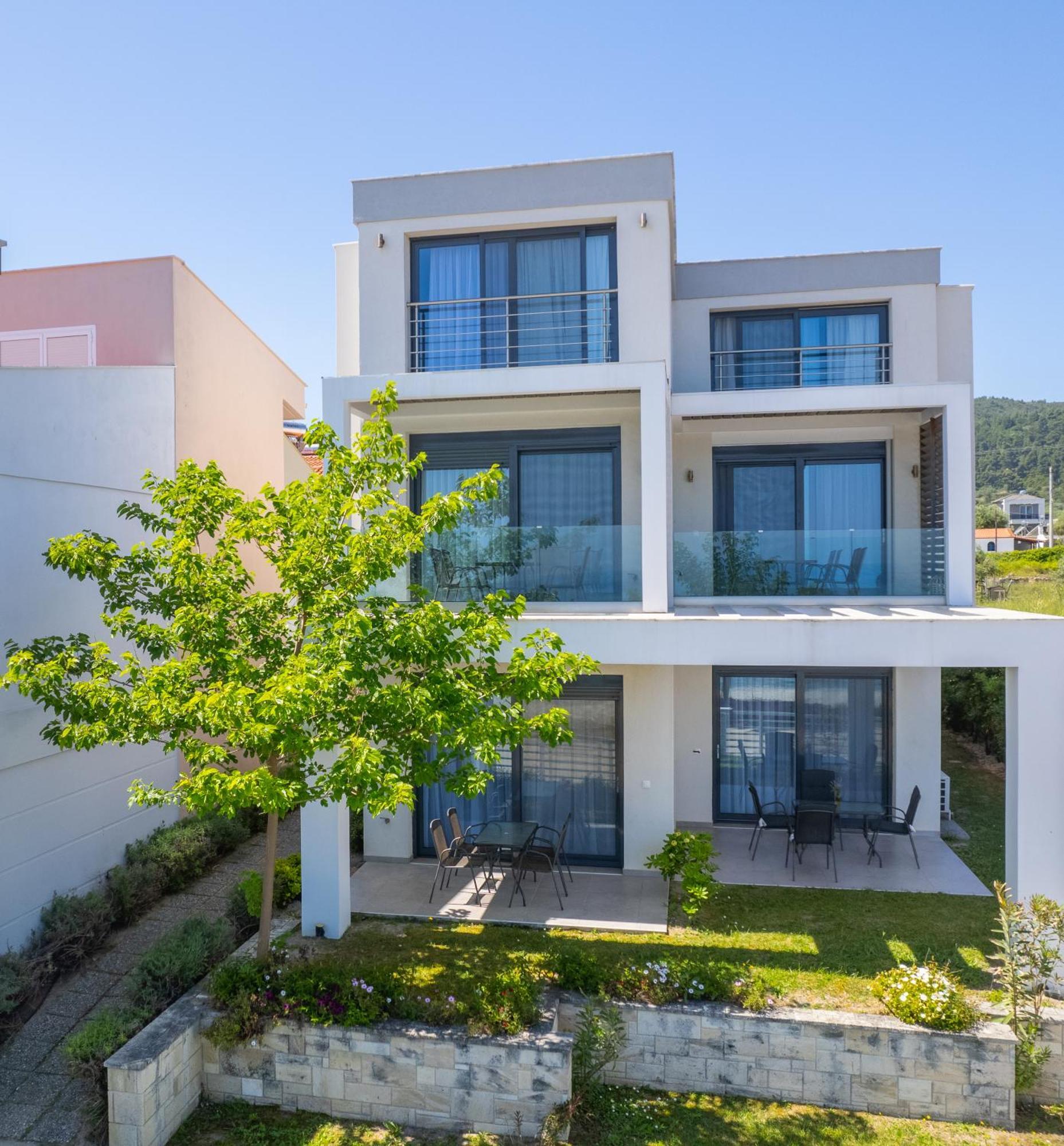 ポリフロノCavo Blue Coastal Livingアパートメント エクステリア 写真